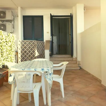 Holiday home Bilocale Venezia 1 Fronte Mare Puglia On Line *